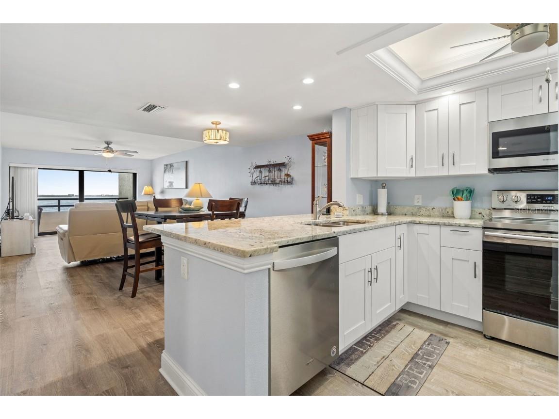 103 1st Street E #204 Saint Petersburg FL 33715 FC305209 image19