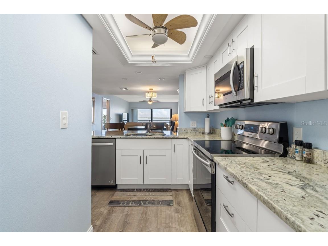 103 1st Street E #204 Saint Petersburg FL 33715 FC305209 image22