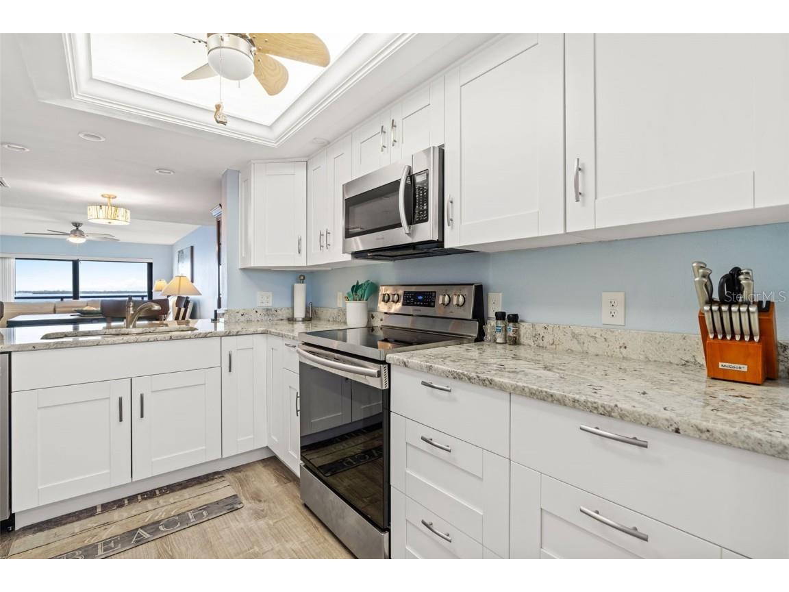 103 1st Street E #204 Saint Petersburg FL 33715 FC305209 image23