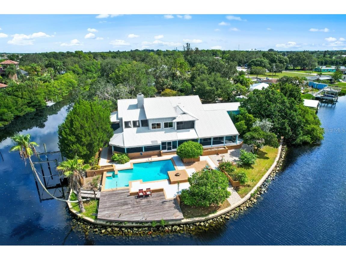 103 2nd Street NW Ruskin FL 33570 - RUSKIN INLET U8209025 image1