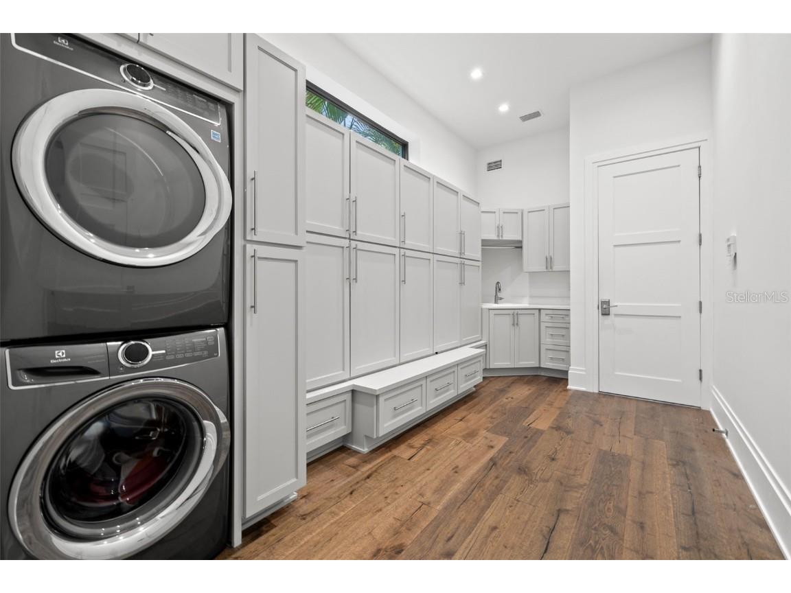 103 5th Avenue N Saint Petersburg FL 33701 TB8313332 image28