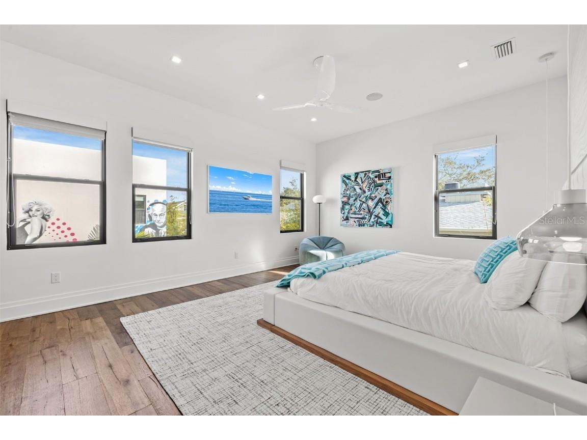 103 5th Avenue N Saint Petersburg FL 33701 TB8313332 image33