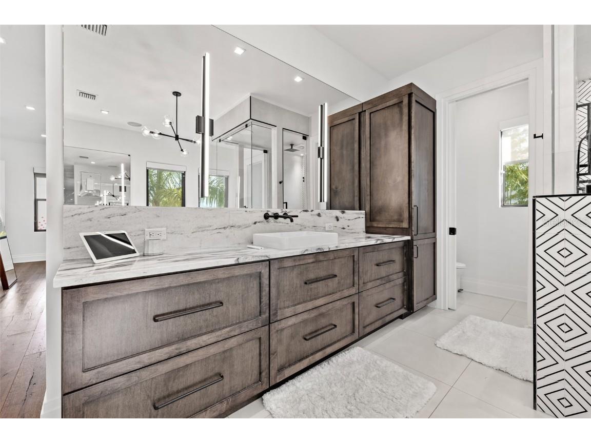 103 5th Avenue N Saint Petersburg FL 33701 TB8313332 image38