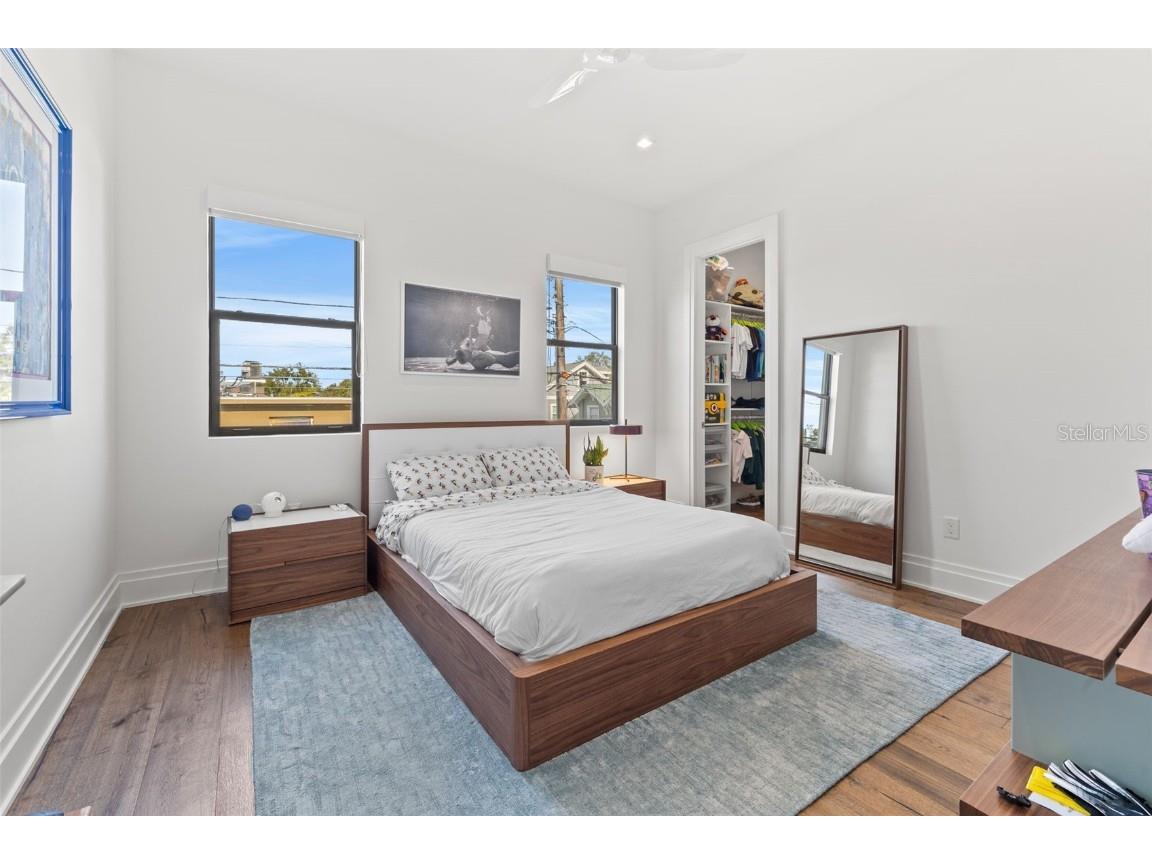 103 5th Avenue N Saint Petersburg FL 33701 TB8313332 image50