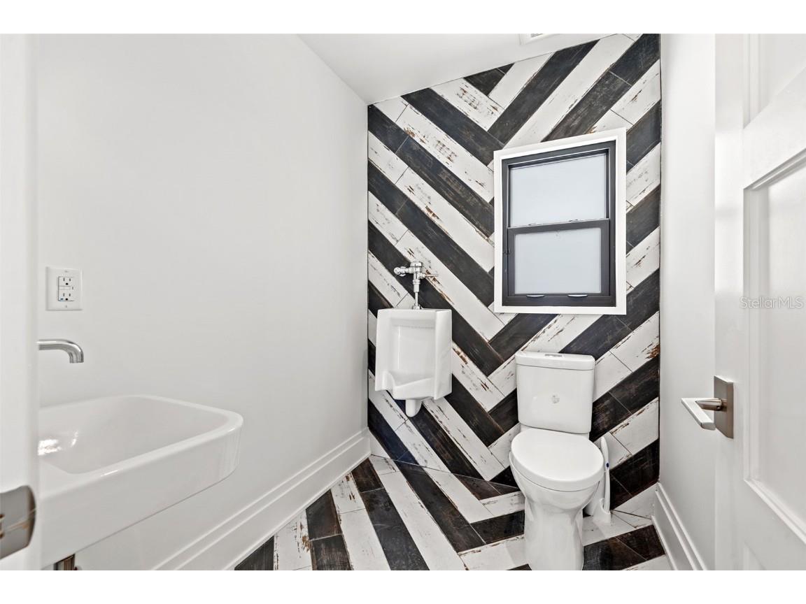 103 5th Avenue N Saint Petersburg FL 33701 TB8313332 image65