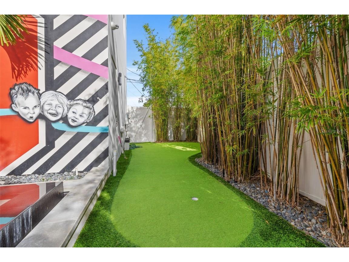 103 5th Avenue N Saint Petersburg FL 33701 TB8313332 image82