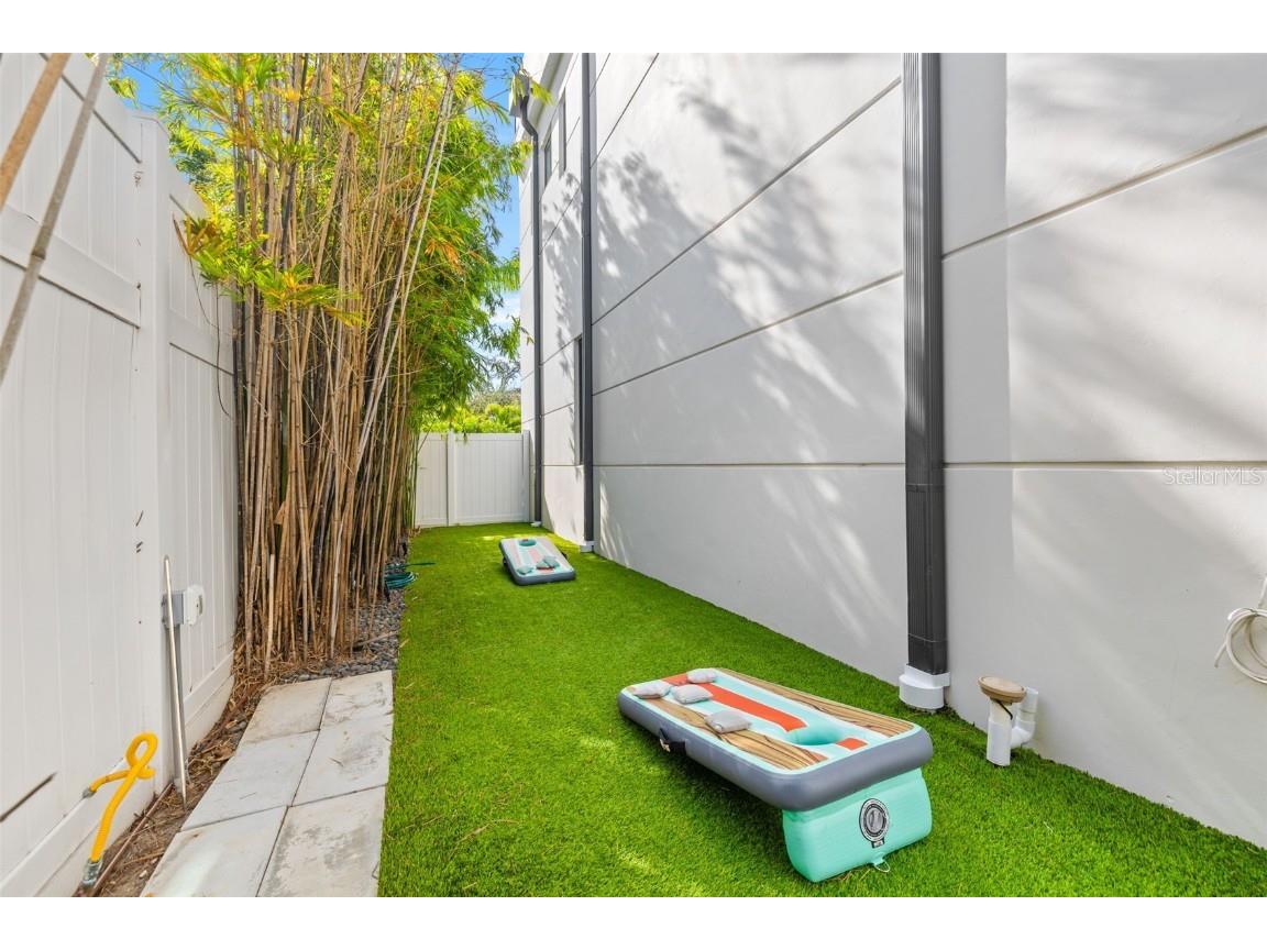 103 5th Avenue N Saint Petersburg FL 33701 TB8313332 image85