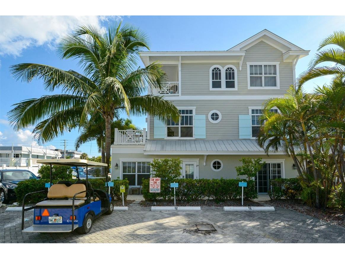 103 66th Street #10 Holmes Beach FL 34217 A4512291 image1