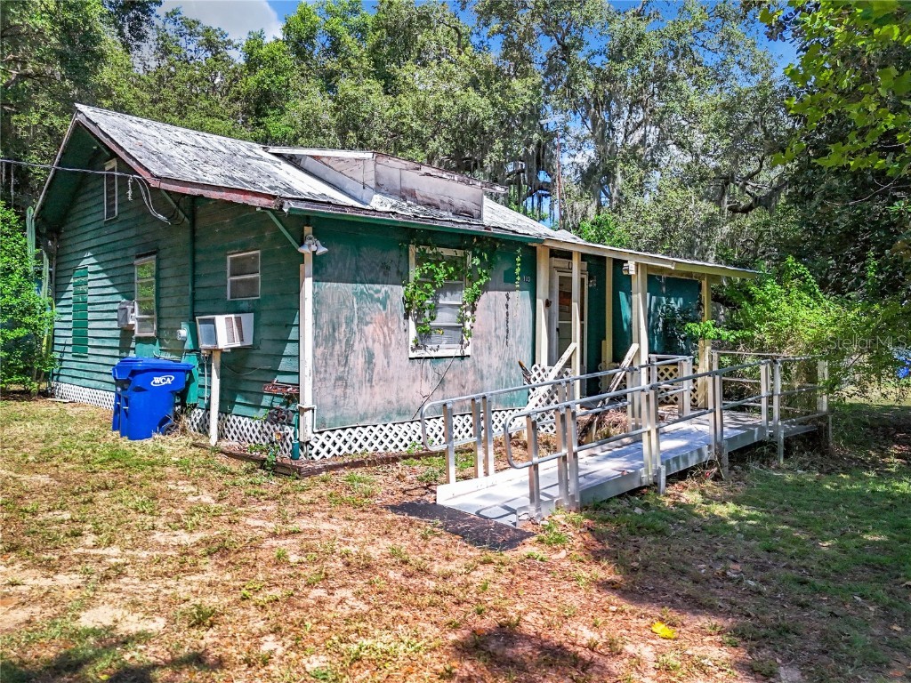 103 6th Avenue Howey In The Hills FL 34737 G5086170 image1