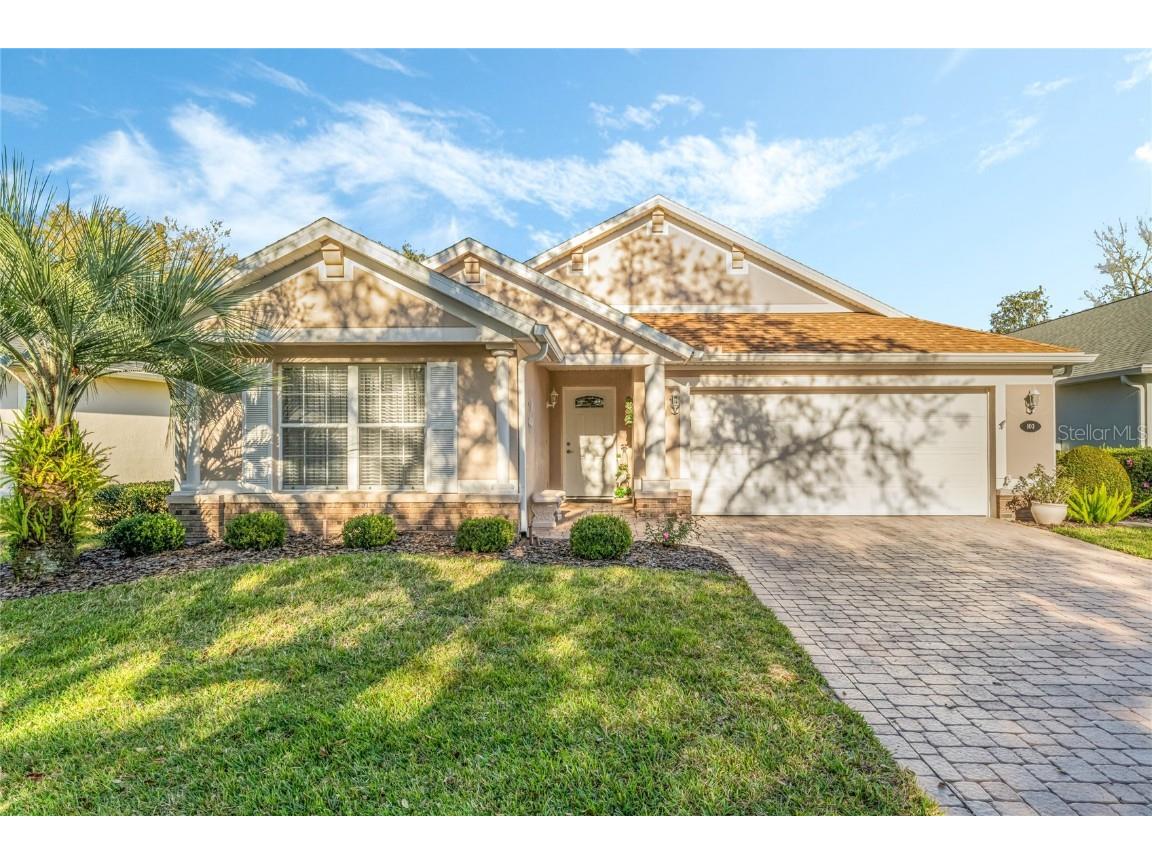 103 Apremont Court Deland FL 32724 V4934692 image1