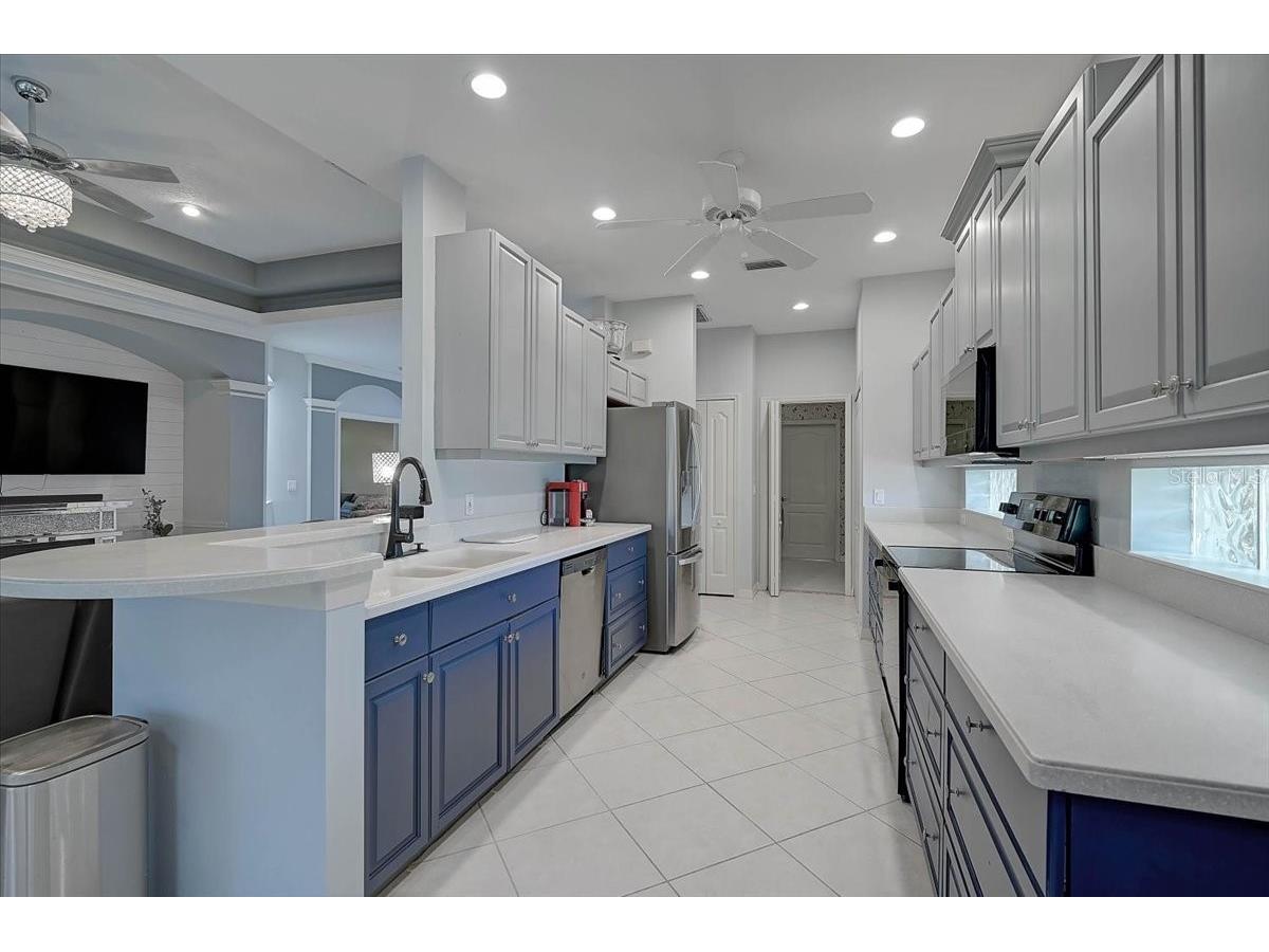 103 Bishops Court Road Osprey FL 34229 A4694468 image11
