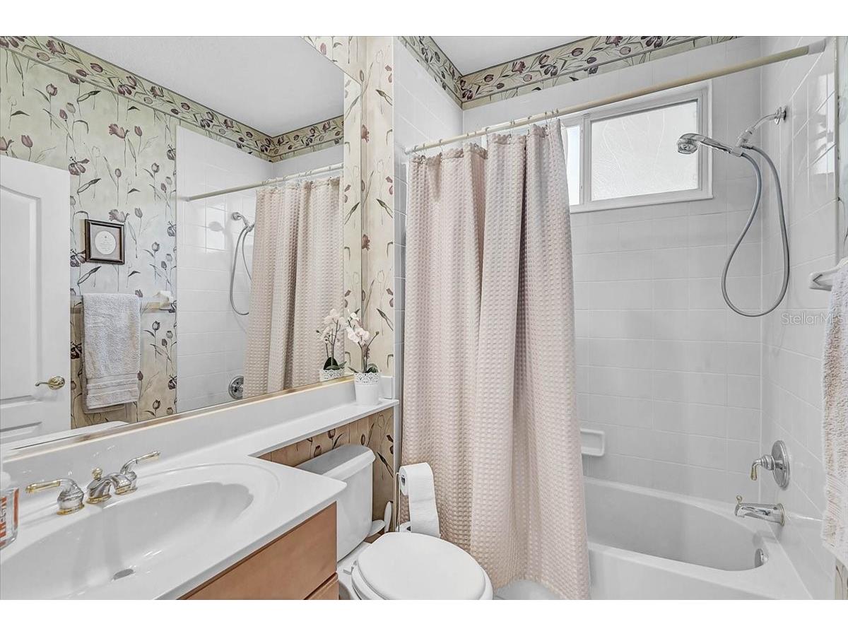 103 Bishops Court Road Osprey FL 34229 A4694468 image21