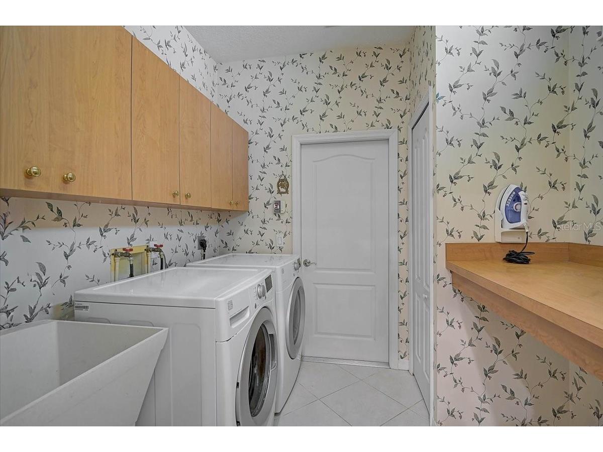 103 Bishops Court Road Osprey FL 34229 A4694468 image23