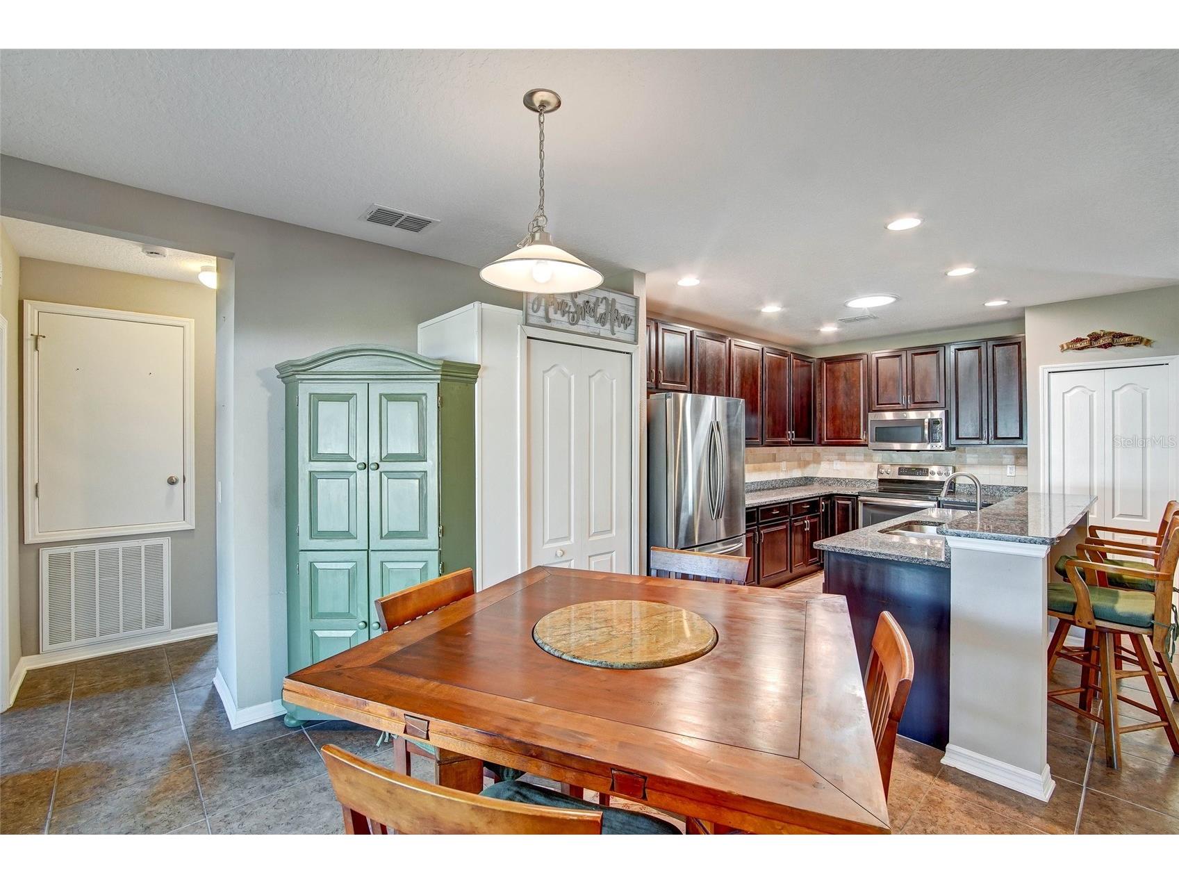 103 Blanco Drive Deland FL 32724 V4948656 image8