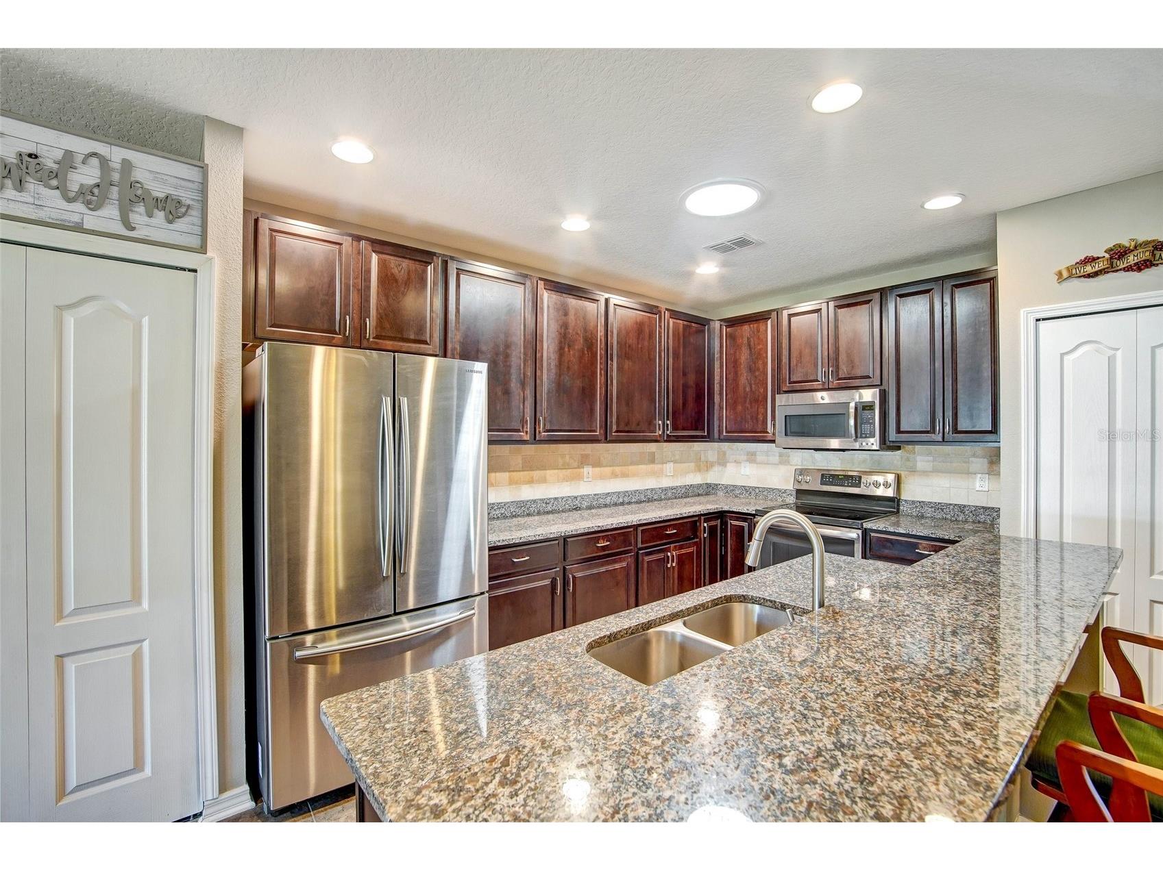 103 Blanco Drive Deland FL 32724 V4948656 image9