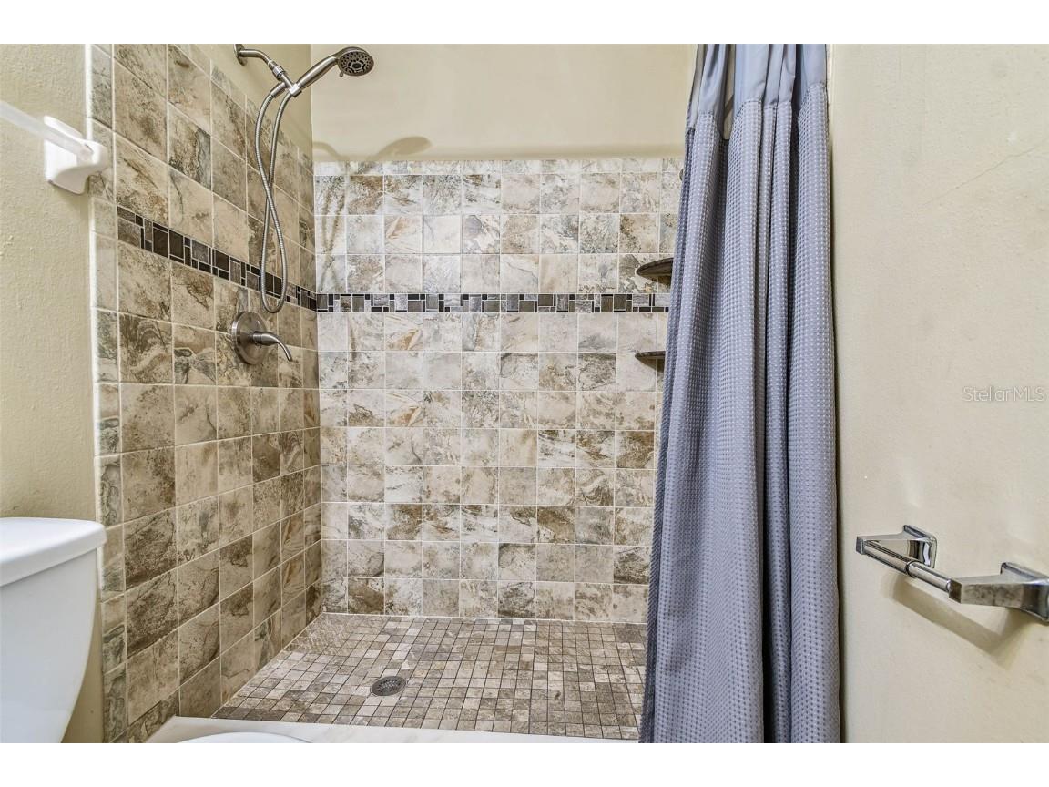 103 Brigadoon Drive Clearwater FL 33759 TB8421702 image17