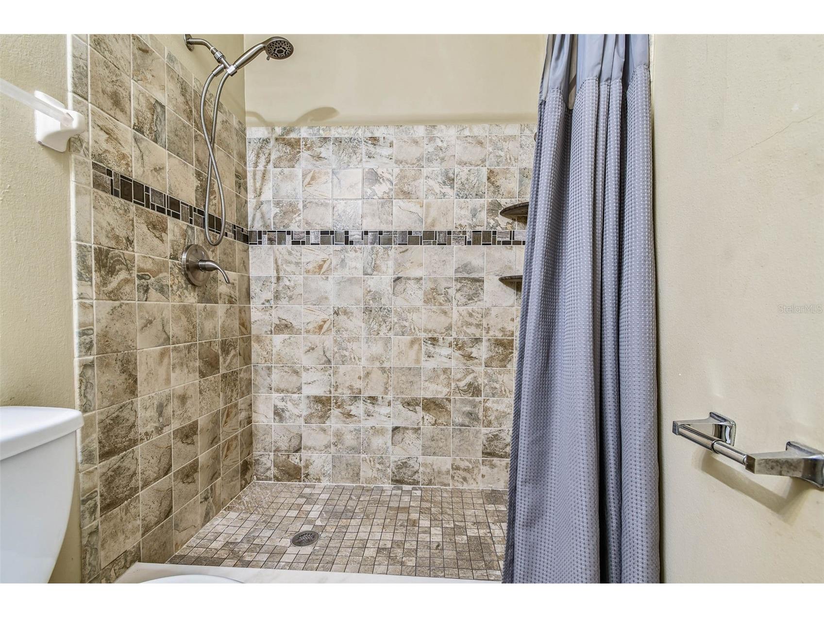 103 Brigadoon Drive Clearwater FL 33759 TB8490240 image17