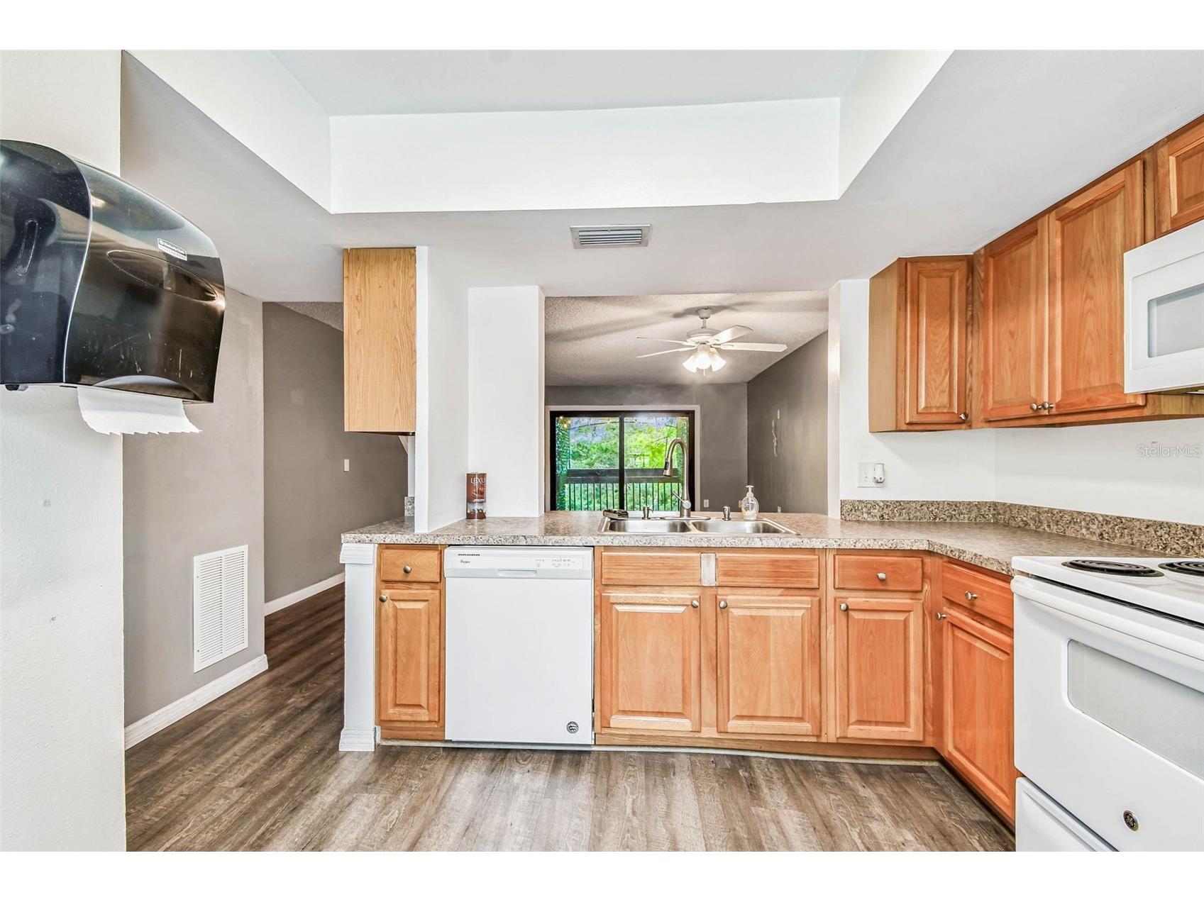 103 Brigadoon Drive Clearwater FL 33759 TB8490240 image7