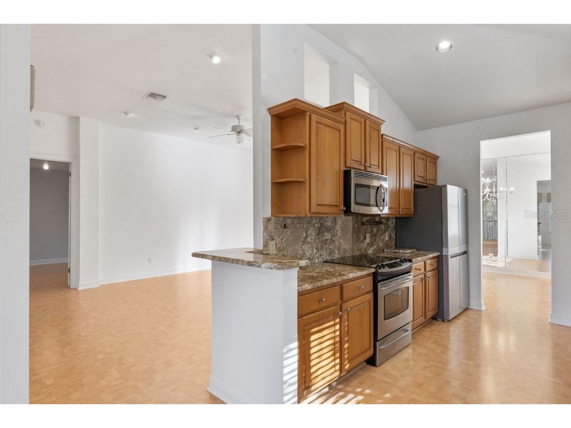 103 Camino Real Boulevard Howey In The Hills FL 34737 G5104836 image10