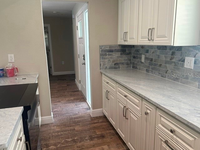 103 Carlyle Drive Palm Harbor FL 34683 W7886706 image12