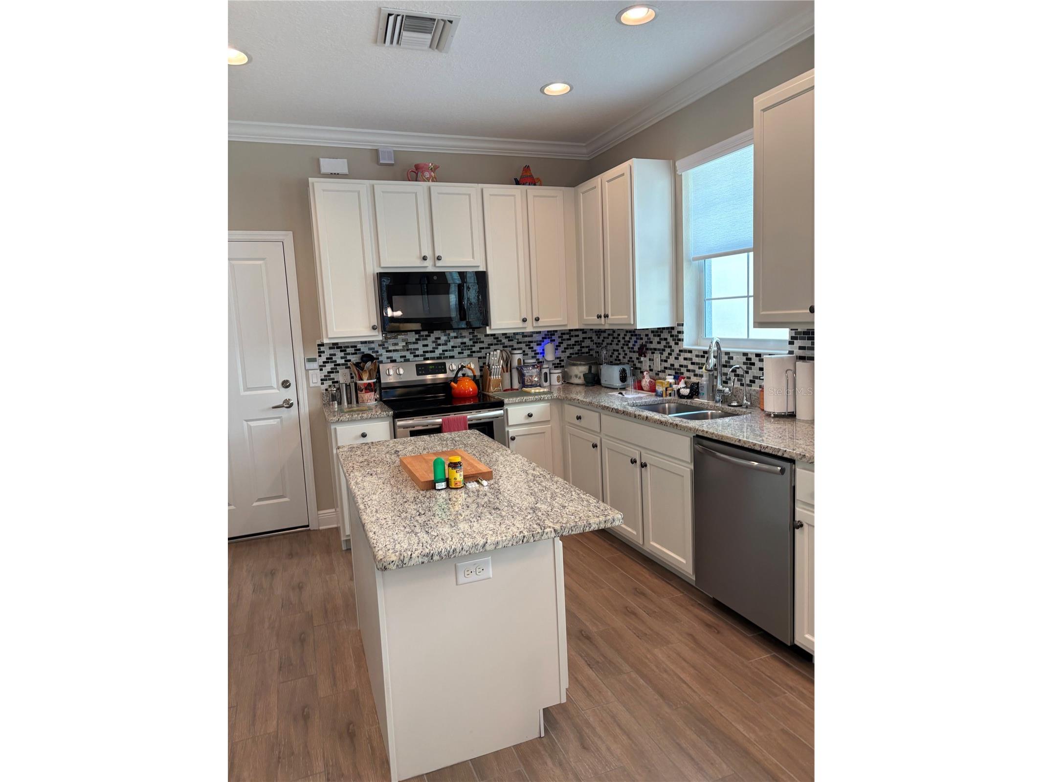 103 Cutlass Way Oldsmar FL 34677 TB8482252 image11