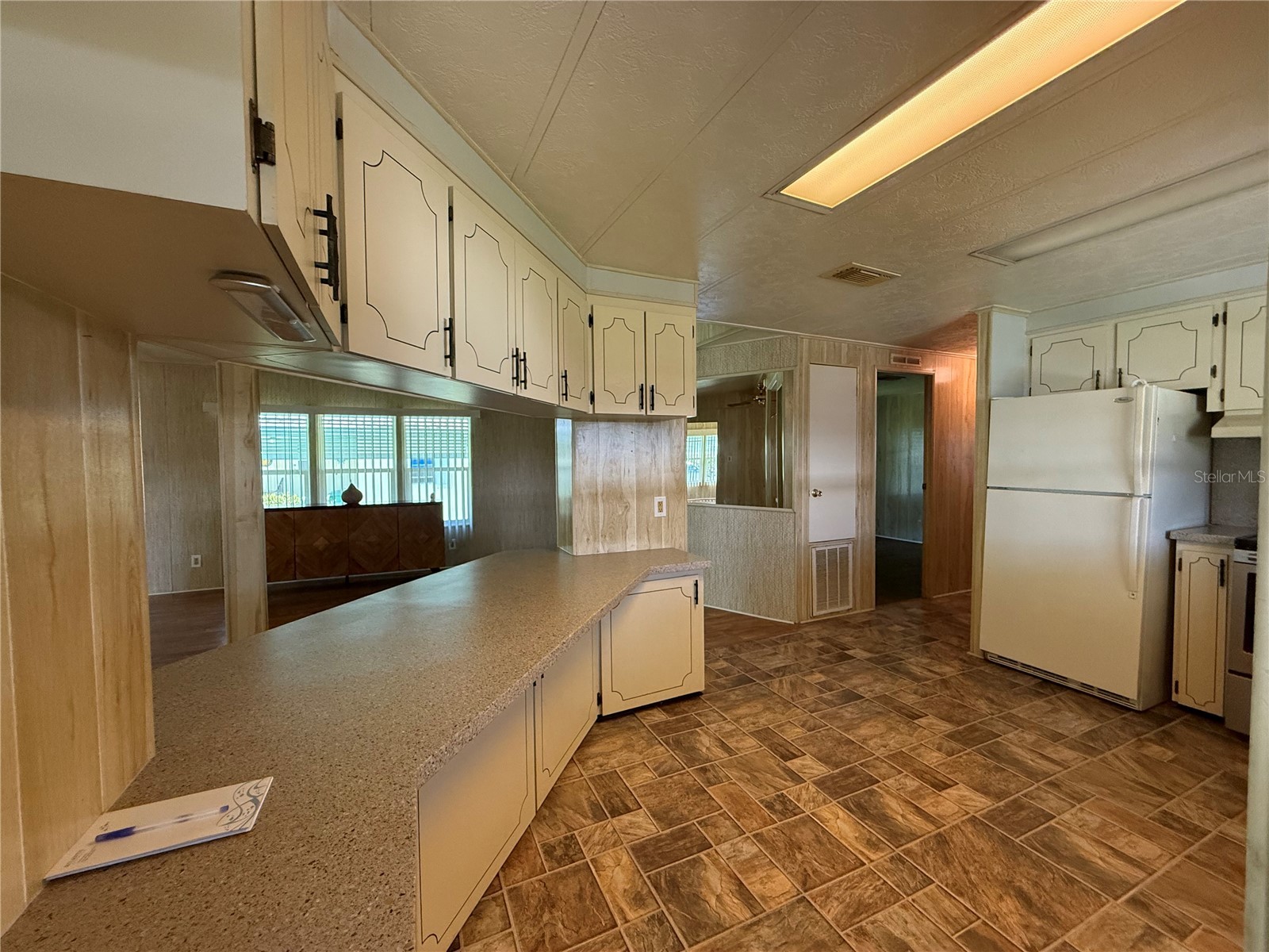 103 Cypress Road Wildwood FL 34785 - LAKE OKAHUMPKA G5112319 image3