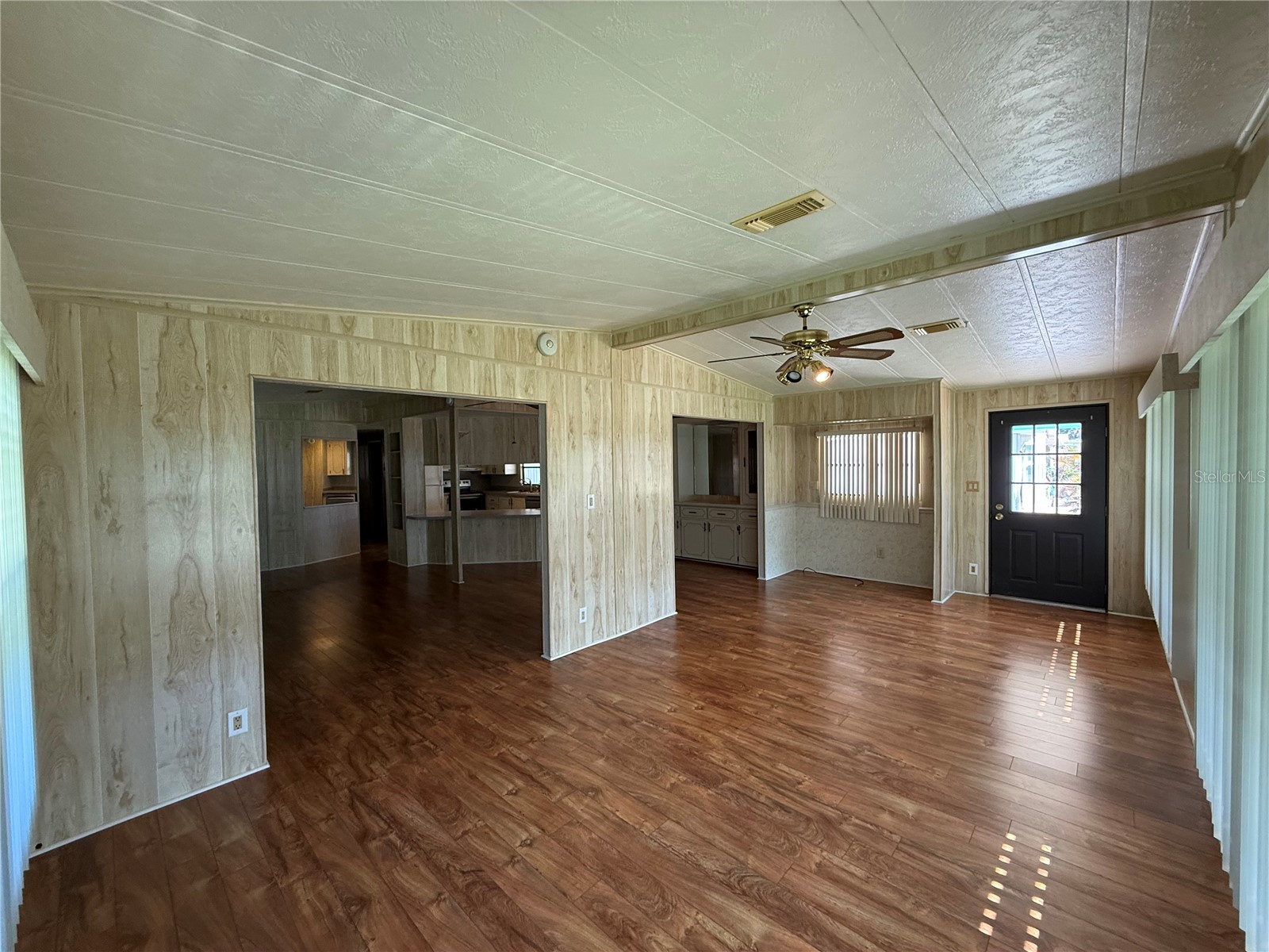 103 Cypress Road Wildwood FL 34785 - LAKE OKAHUMPKA G5112319 image7