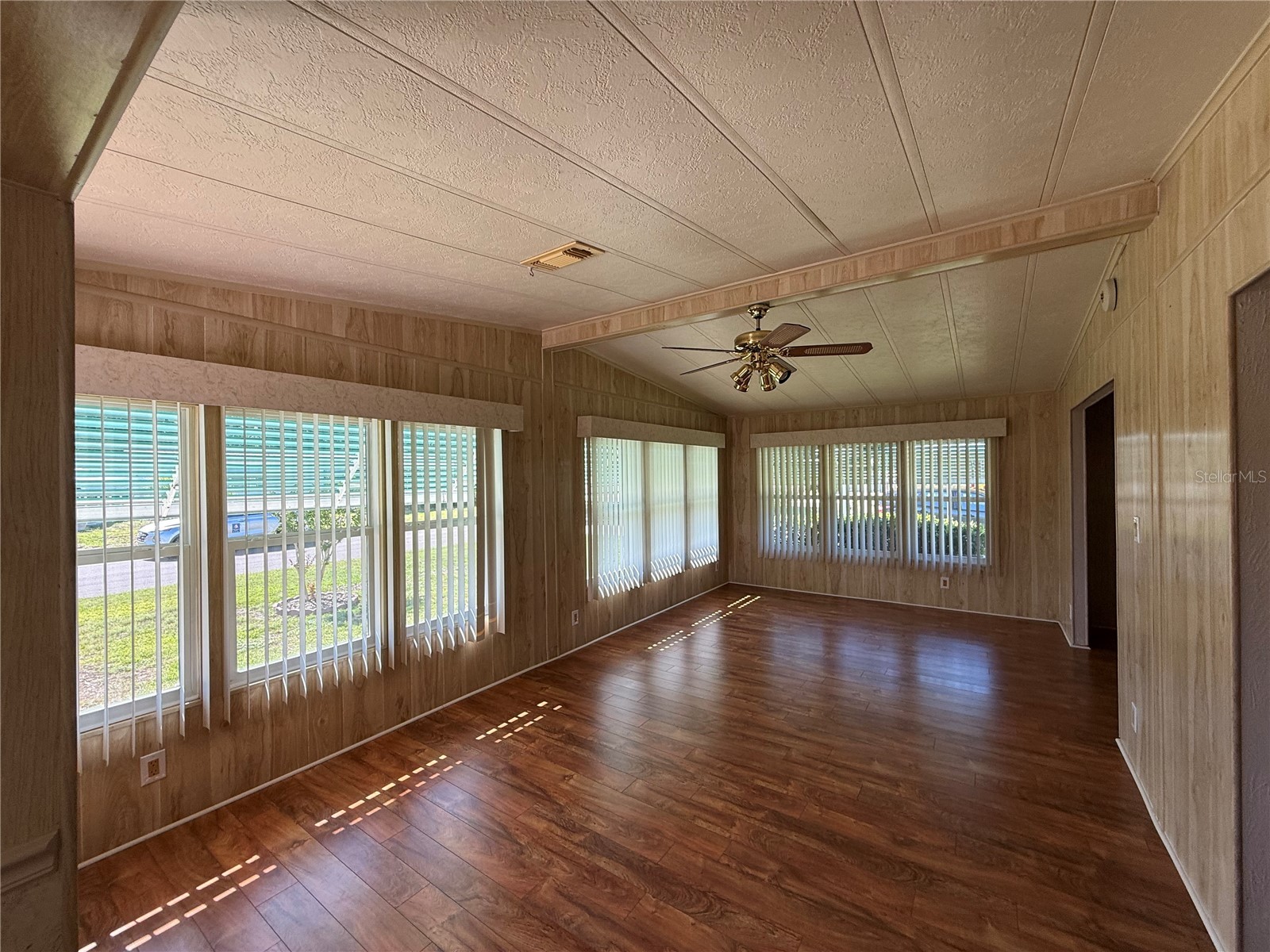 103 Cypress Road Wildwood FL 34785 - LAKE OKAHUMPKA G5112319 image8