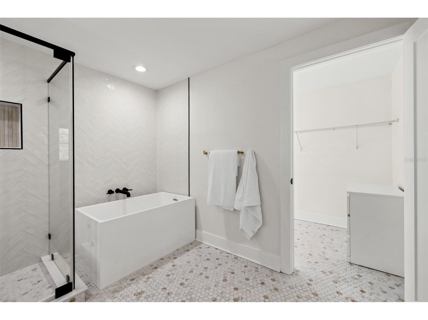 103 E Lambright Street Tampa FL 33604 TB8490566 image37