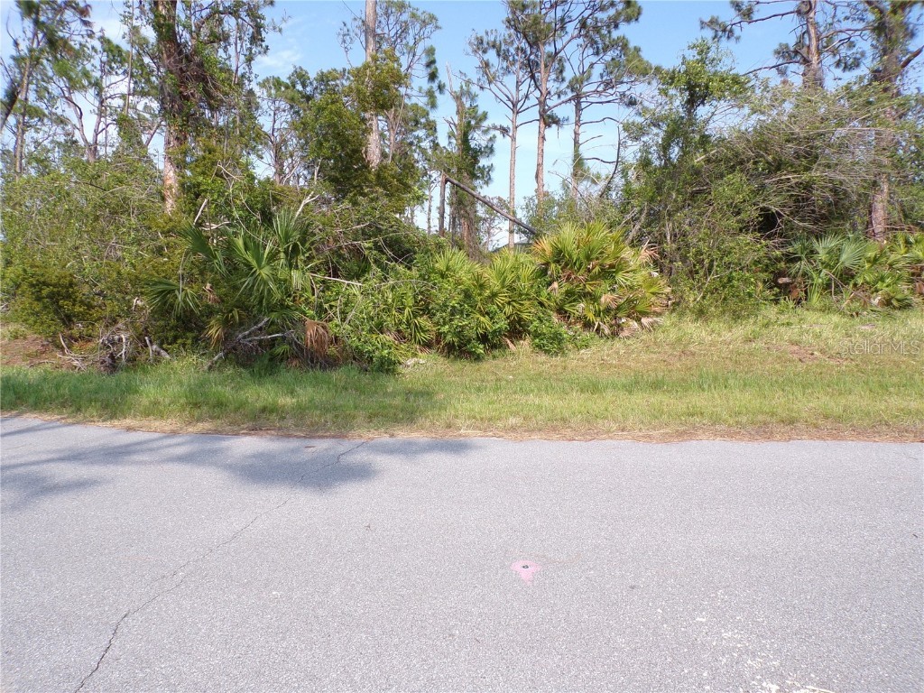 103 French Court Rotonda West FL 33947 C7475613 image1