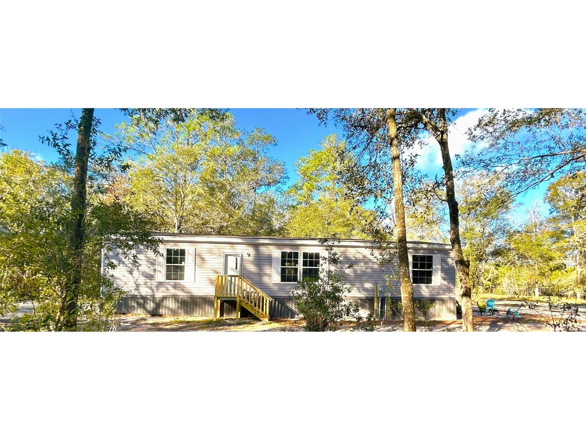 103 Kemp Street Interlachen FL 32148 G5067650 image1