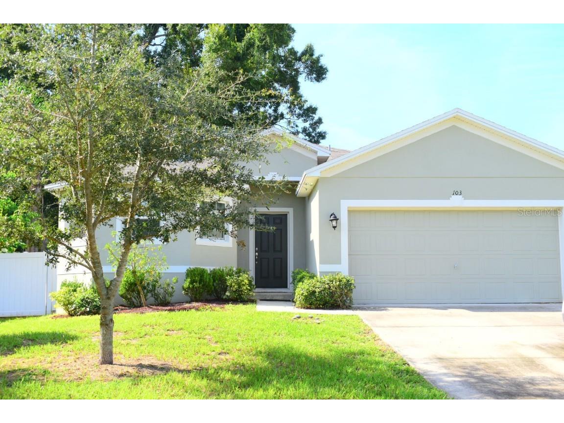 103 Lake Ring Drive Winter Haven FL 33884 P4936110 image1