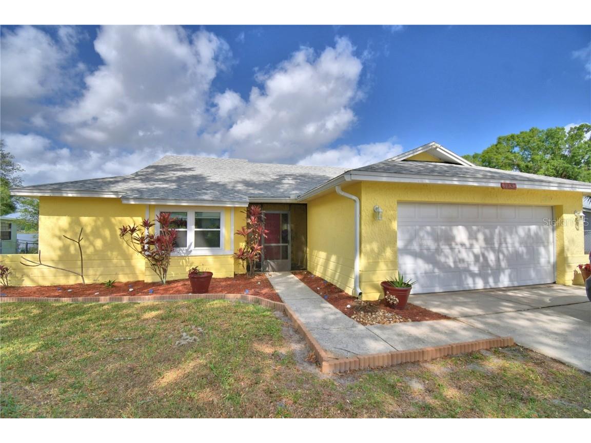 103 Lake Thomas Drive Winter Haven FL 33880 - LAKE THOMAS P4934403 image1