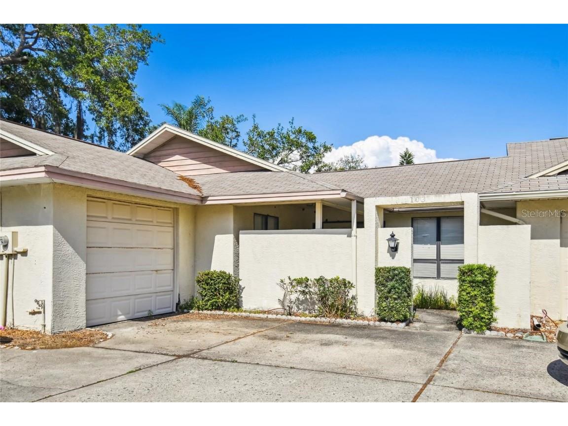103 Lakeside Colony Drive Tarpon Springs FL 34689 TB8447015 image1