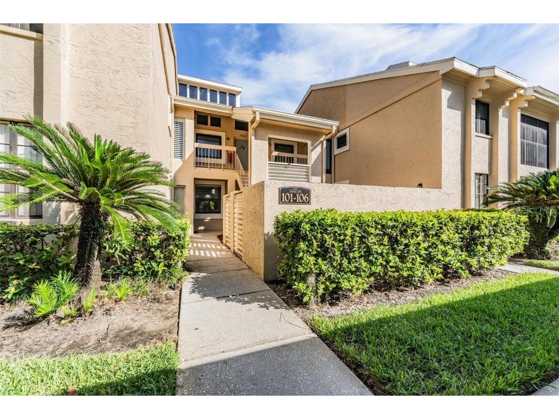 103 Lindsay Lane #13 Oldsmar FL 34677 TB8424170 image1