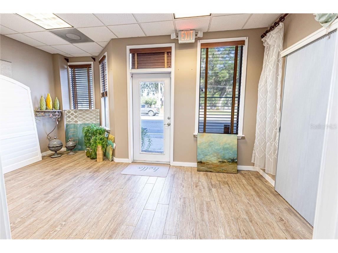 103 N Main Street Wildwood FL 34785 G5096839 image2