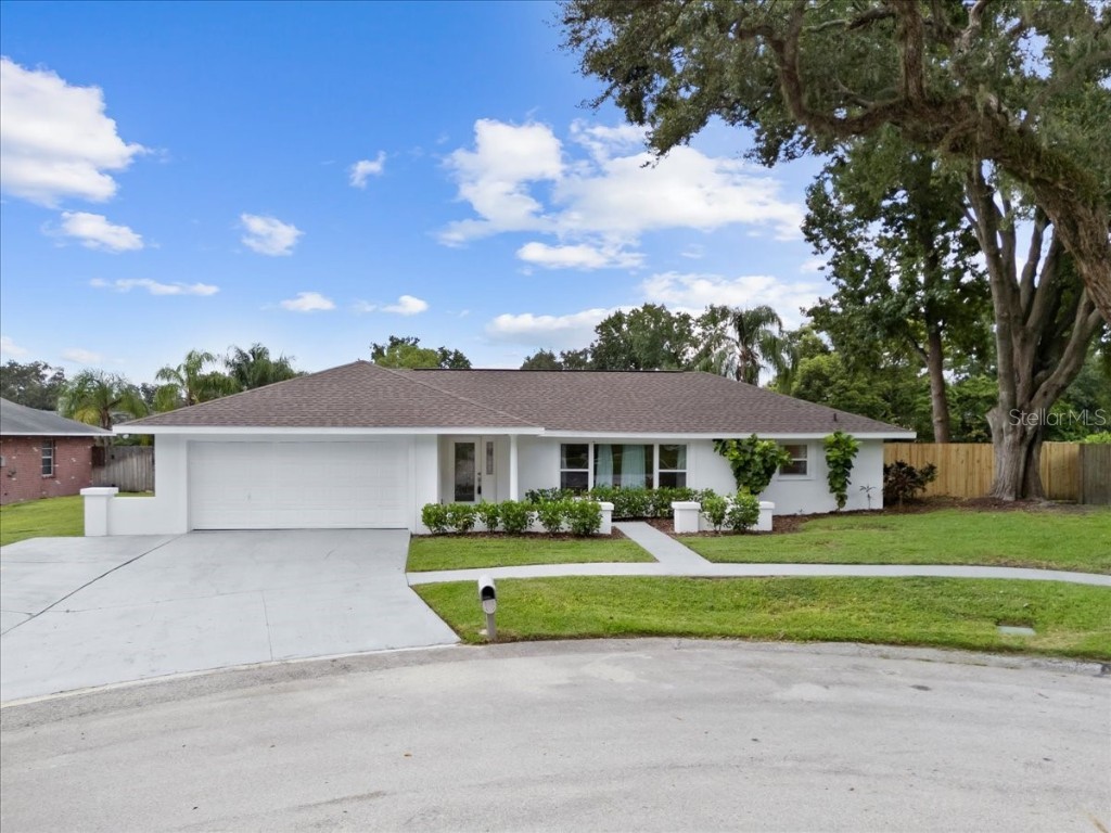 103 Oak Square N Lakeland FL 33813 L4955488 image1