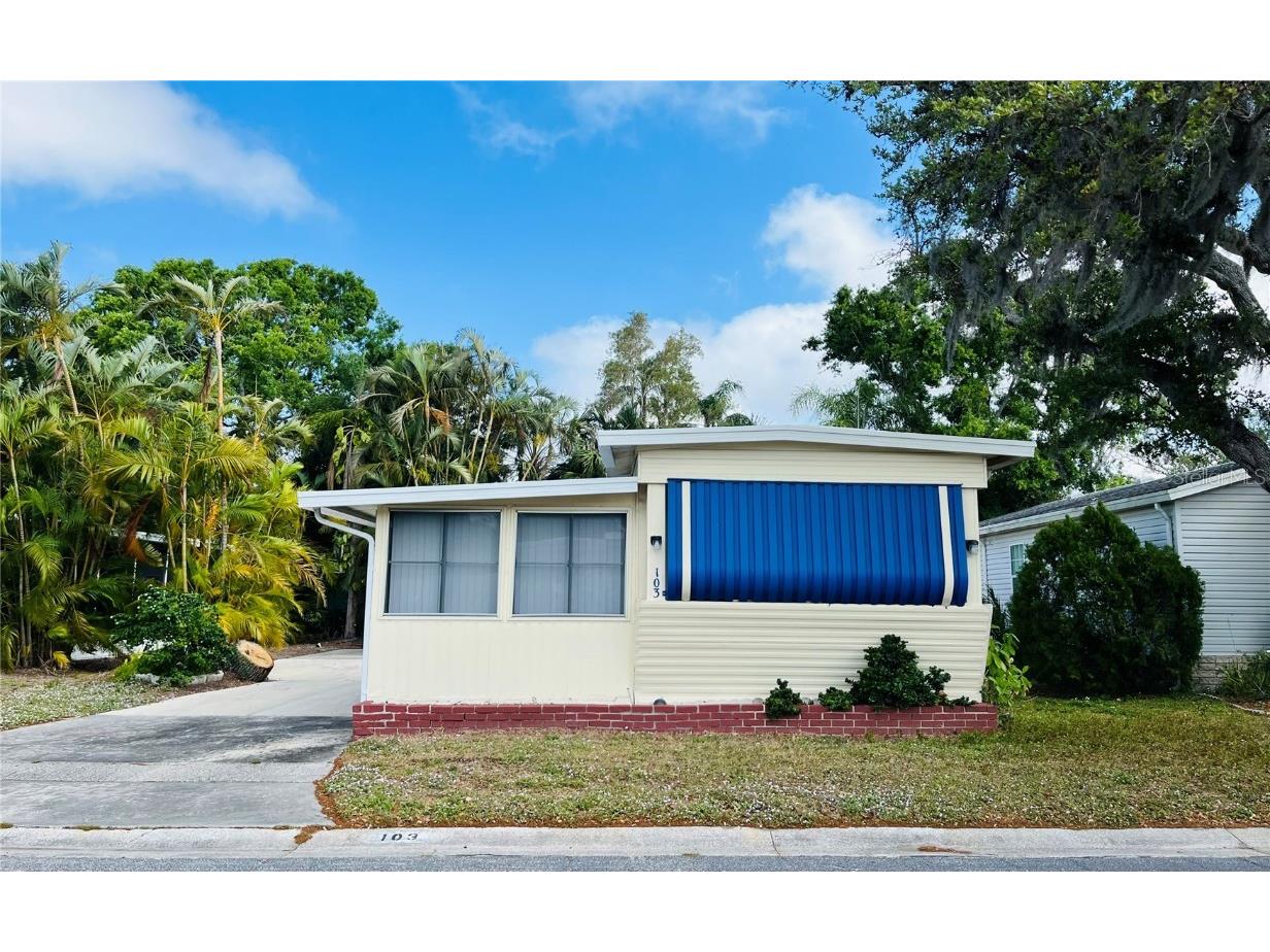 103 Oakwood Boulevard Sarasota FL 34237 A4631979 image1