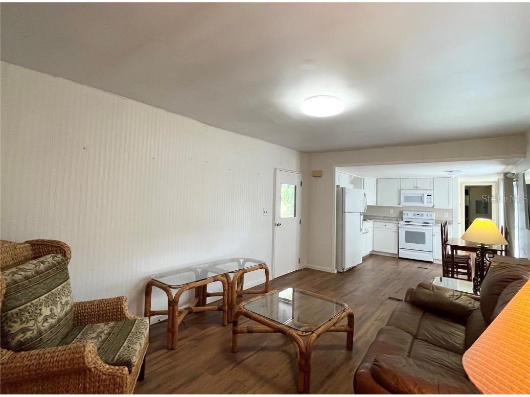 103 Oakwood Boulevard Sarasota FL 34237 A4631979 image15