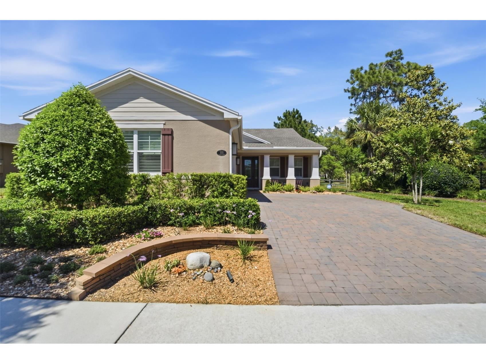 103 Old Moss Circle Deland FL 32724 - Retention pond V4948545 image3