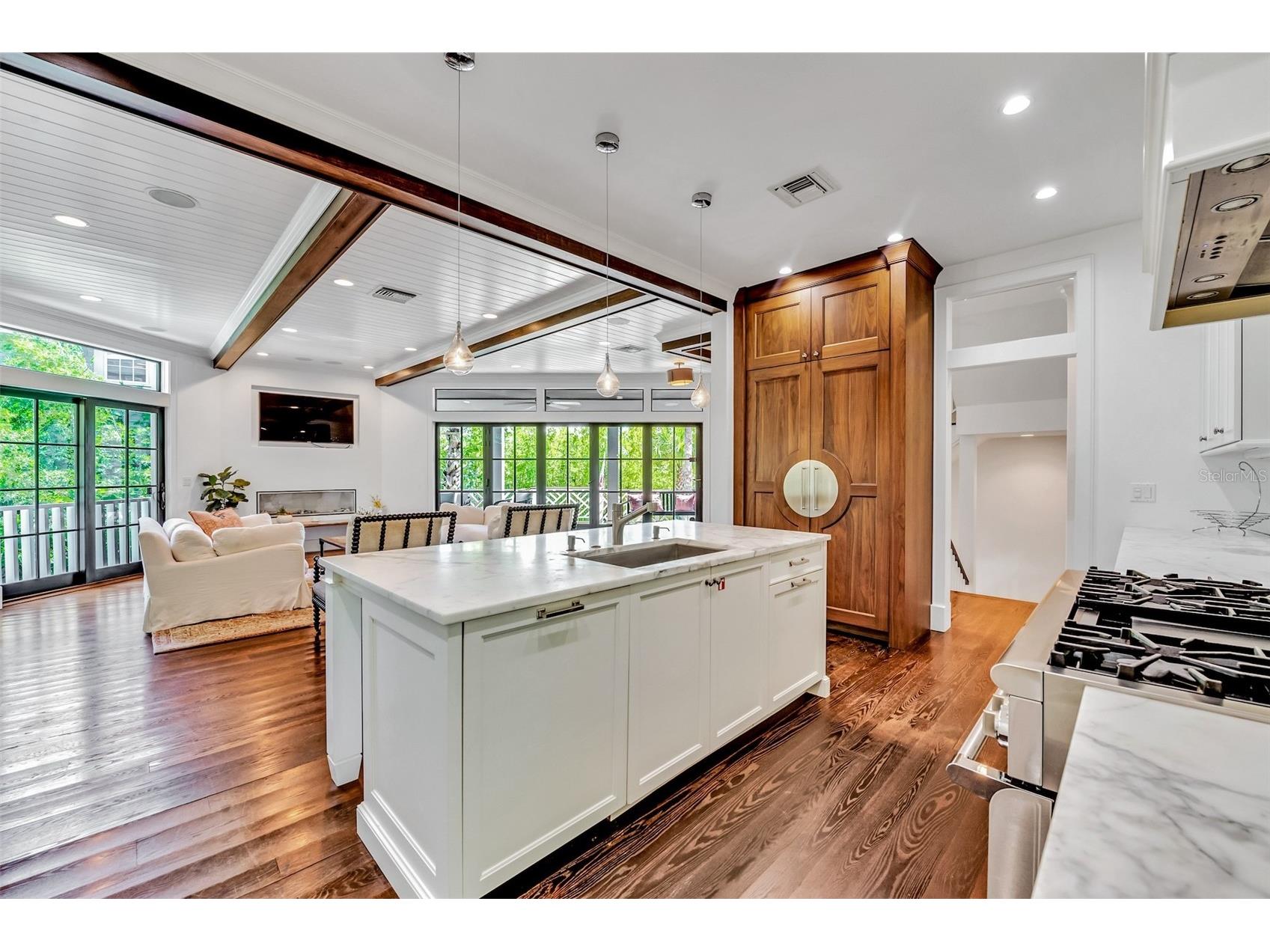 103 Park Avenue Anna Maria FL 34216 A4689581 image14
