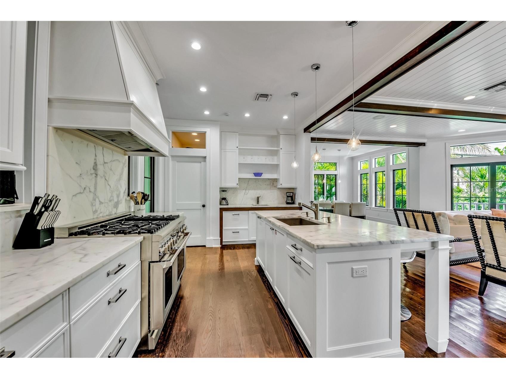 103 Park Avenue Anna Maria FL 34216 A4689581 image15