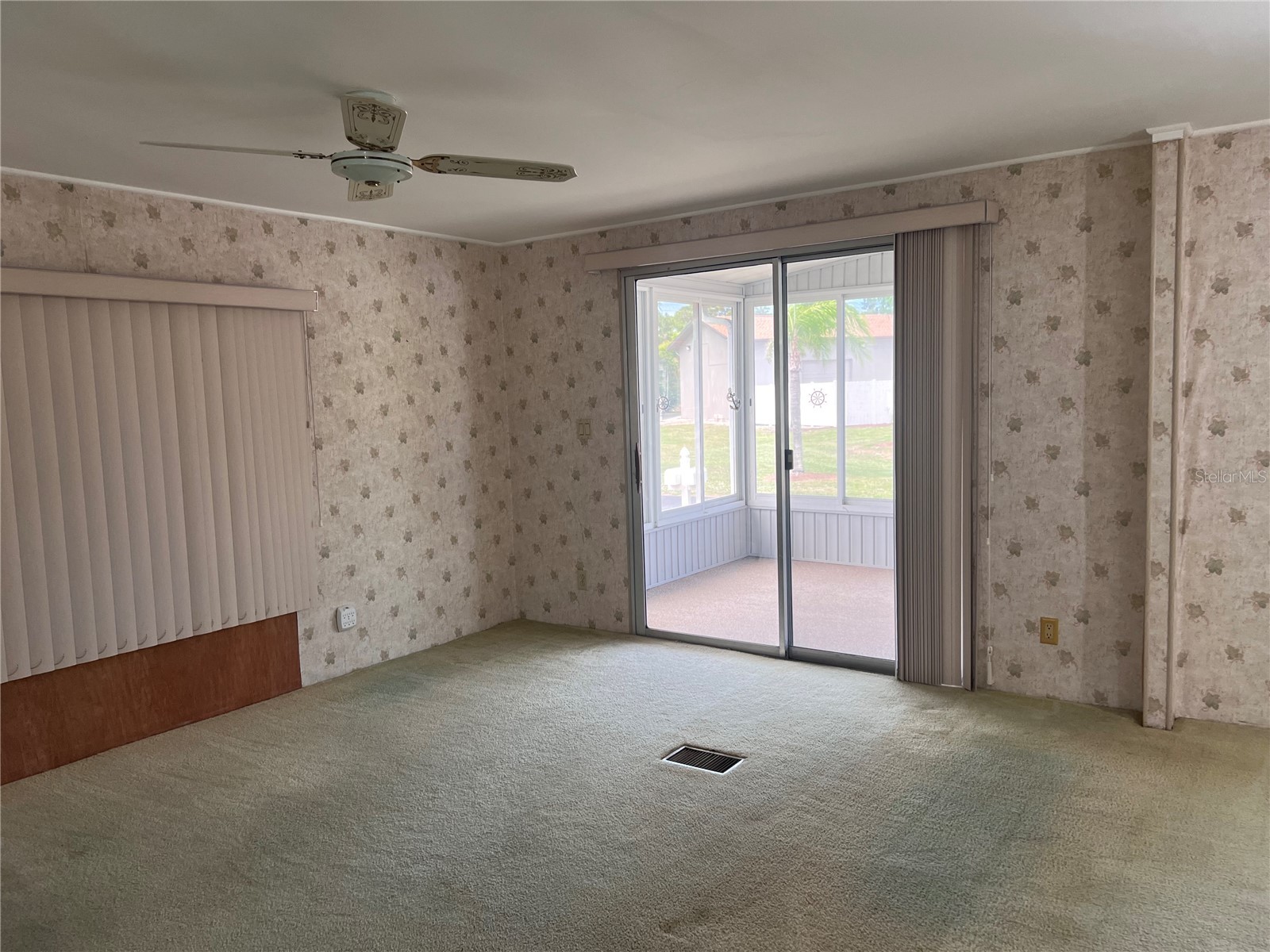 103 S Fiji Circle Englewood FL 34223 A4696394 image17