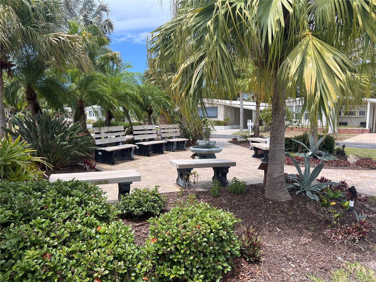 103 S Fiji Circle Englewood FL 34223 A4696394 image35