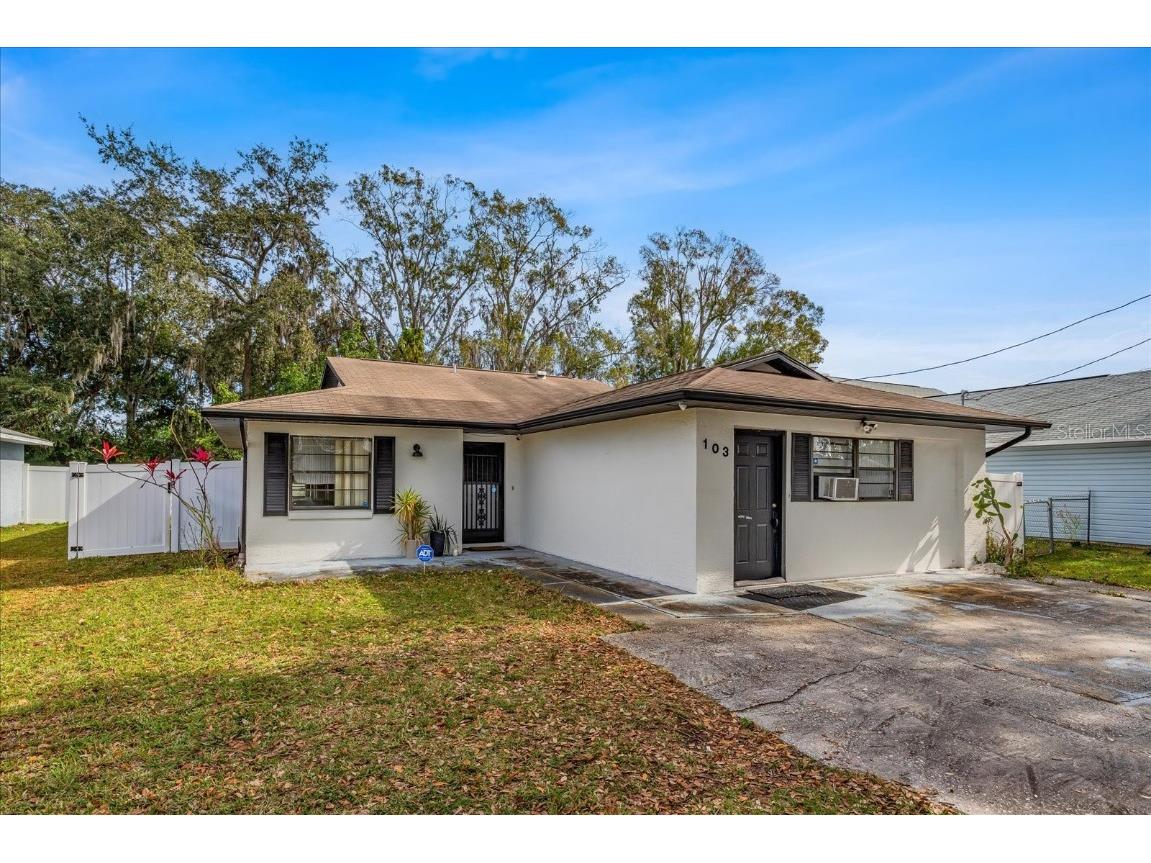 103 S Thacker Avenue Kissimmee FL 34741 O6186725 image1