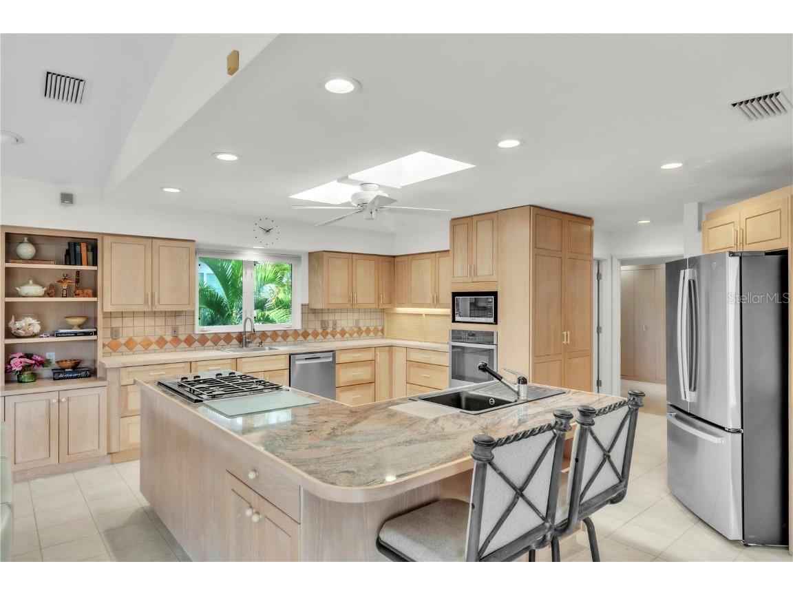 103 Sunset Lane Anna Maria FL 34216 A4669996 image18