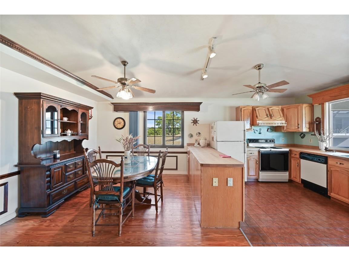 103 Tahiti Circle Naples FL 34113 TB8352684 image22