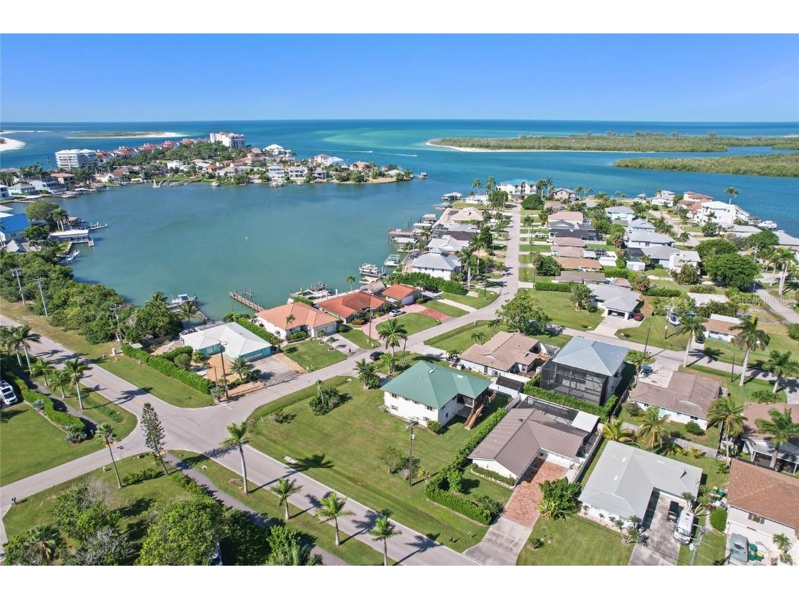 103 Tahiti Circle Naples FL 34113 TB8352684 image36
