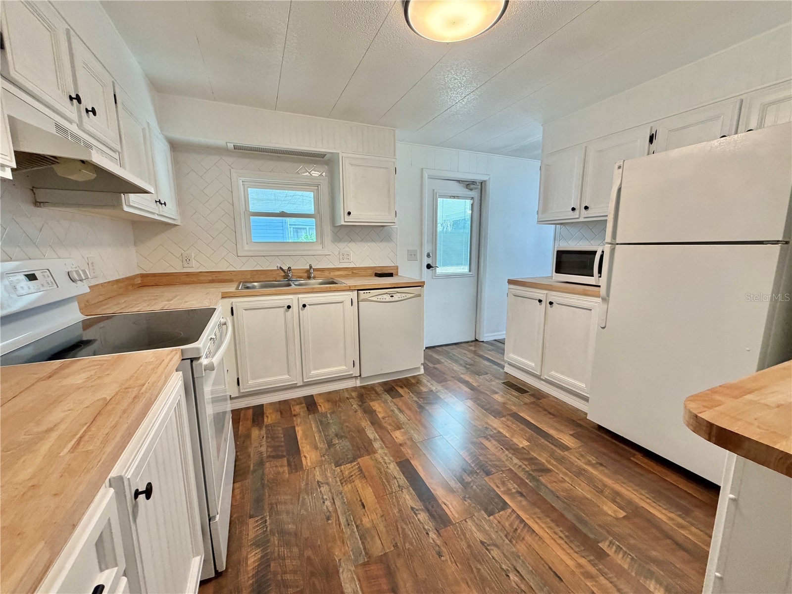 103 Tamarisk Way Leesburg FL 34748 G5107517 image25