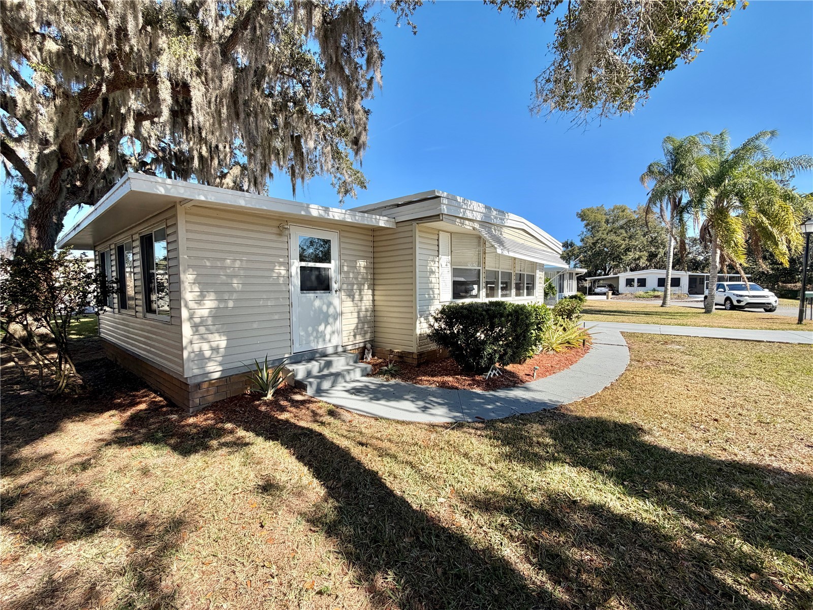 103 Tamarisk Way Leesburg FL 34748 G5107517 image64